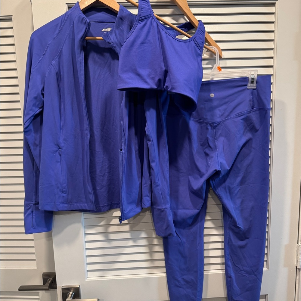 Women's Blue Athletic Pants & Jumpsuit Set